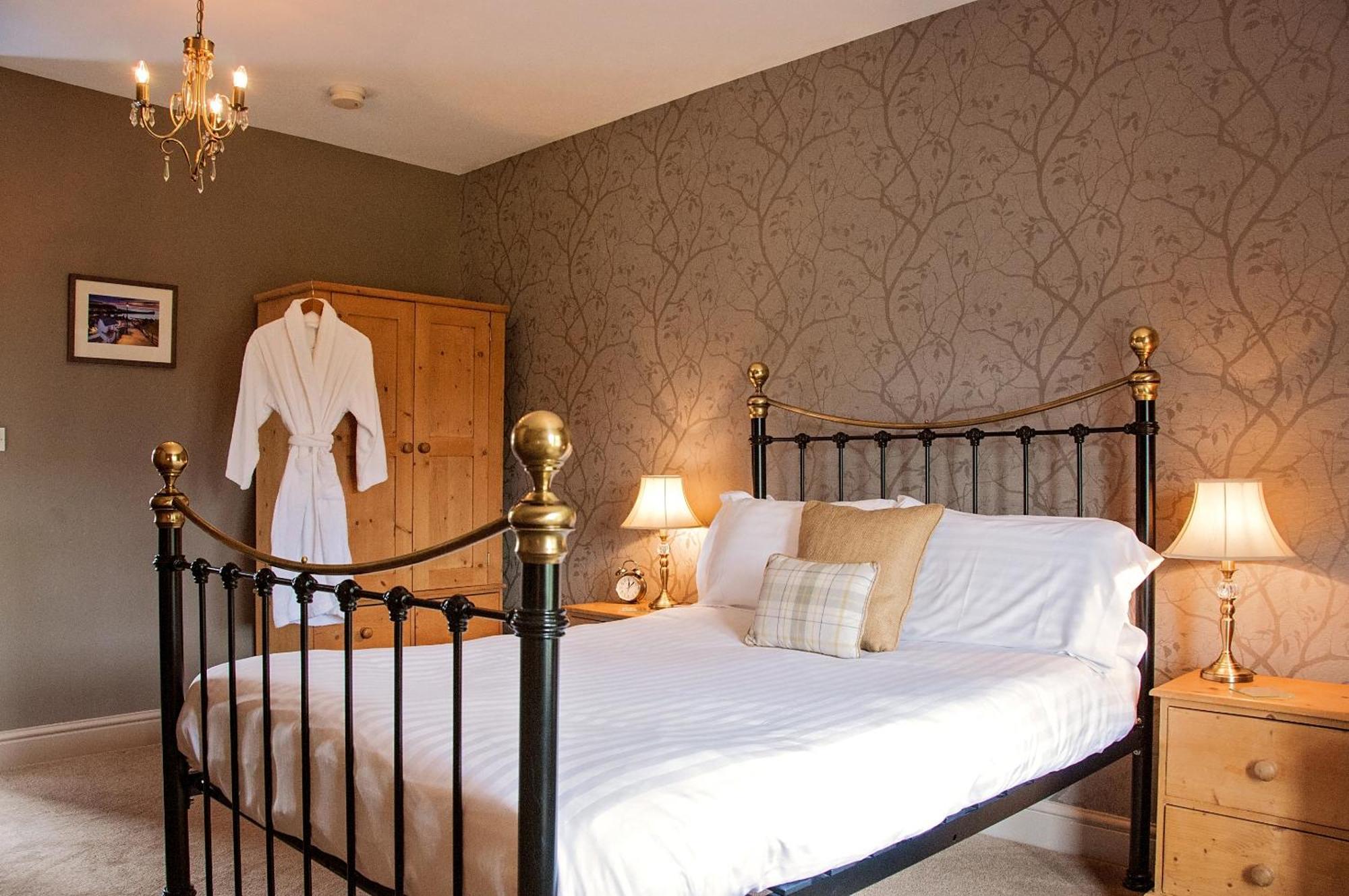 The Poplars Rooms & Cottages サースク エクステリア 写真